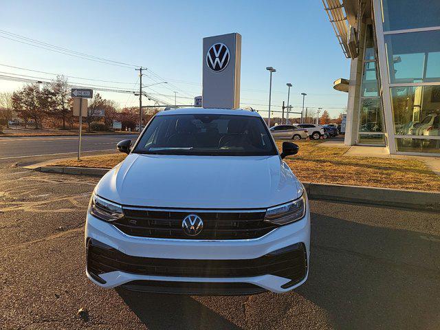 new 2024 Volkswagen Tiguan car, priced at $37,814