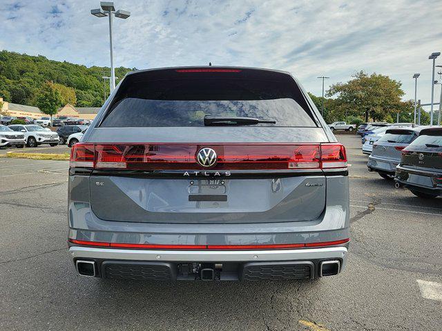 new 2024 Volkswagen Atlas car, priced at $48,328