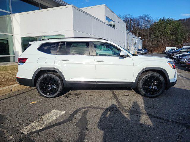 new 2025 Volkswagen Atlas car, priced at $46,577