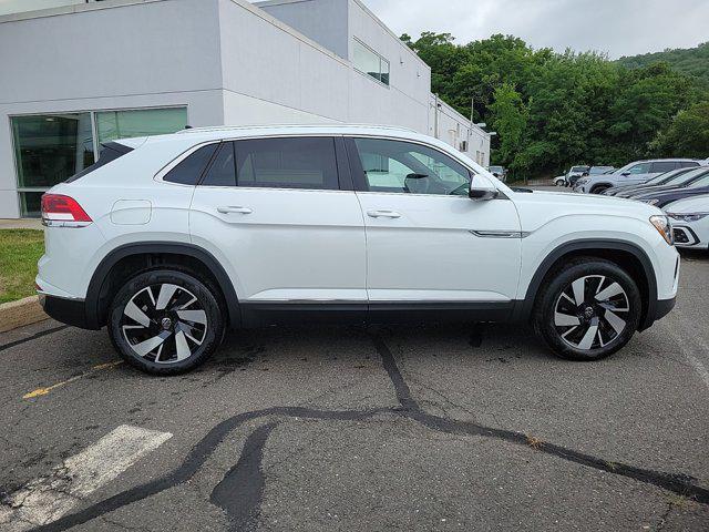 new 2024 Volkswagen Atlas Cross Sport car, priced at $49,383