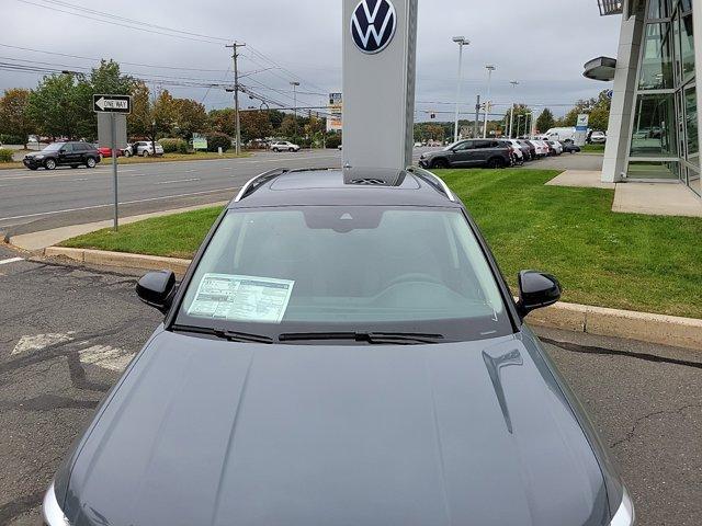new 2024 Volkswagen Taos car, priced at $31,255