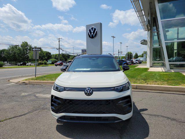 new 2025 Volkswagen Tiguan car, priced at $38,366