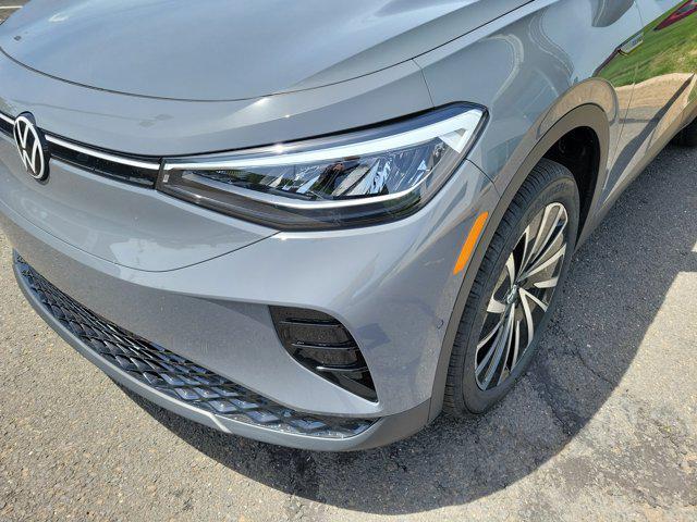 new 2025 Volkswagen ID.4 car, priced at $49,271