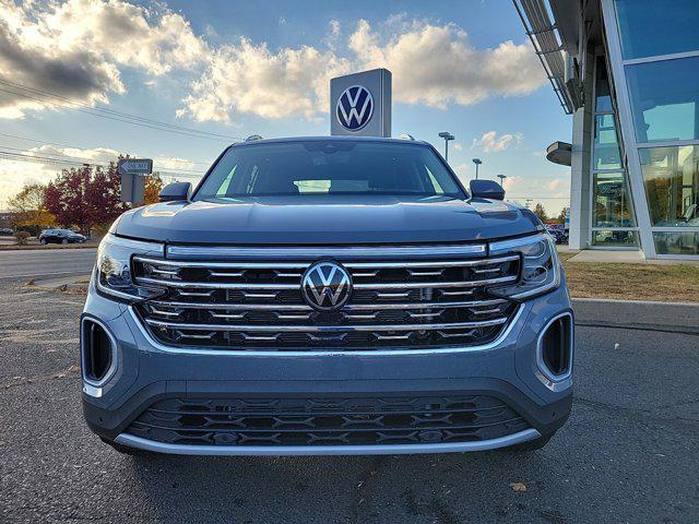 new 2025 Volkswagen Atlas car, priced at $52,438