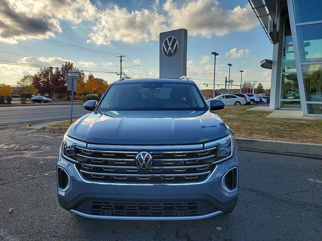 new 2025 Volkswagen Atlas car, priced at $52,438