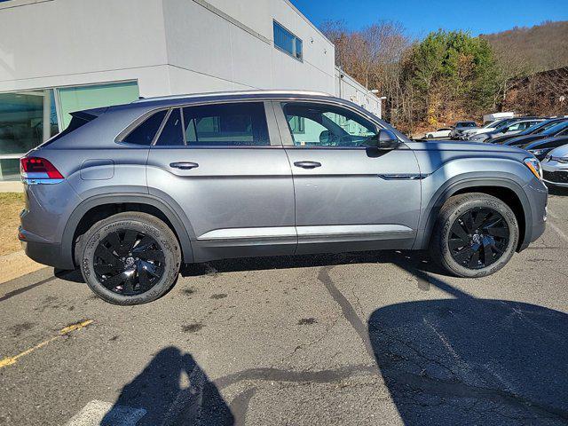 new 2025 Volkswagen Atlas Cross Sport car, priced at $45,941