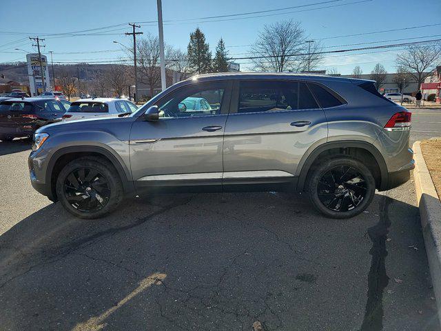 new 2025 Volkswagen Atlas Cross Sport car, priced at $45,941