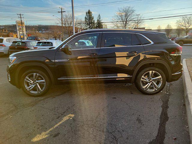 new 2024 Volkswagen Atlas Cross Sport car, priced at $49,681