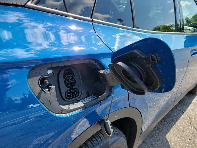 new 2025 Volkswagen ID.4 car, priced at $49,271