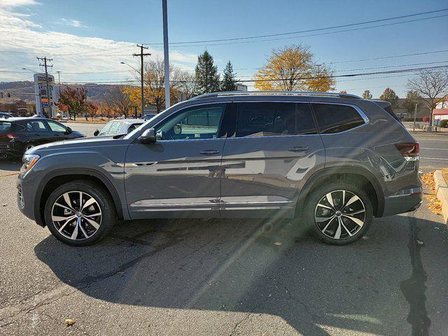 new 2025 Volkswagen Atlas car, priced at $56,921