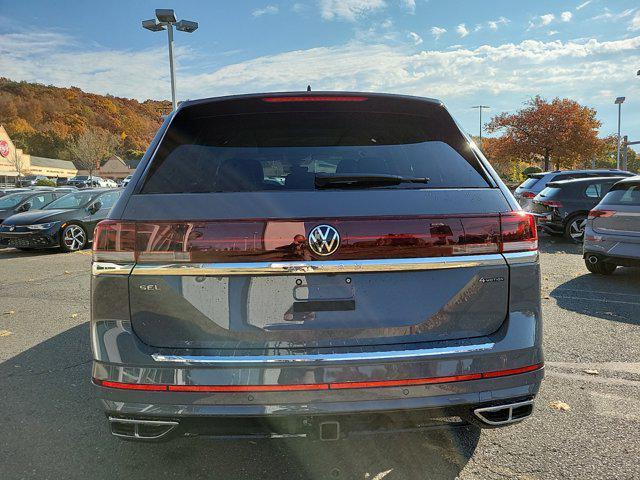 new 2025 Volkswagen Atlas car, priced at $56,921