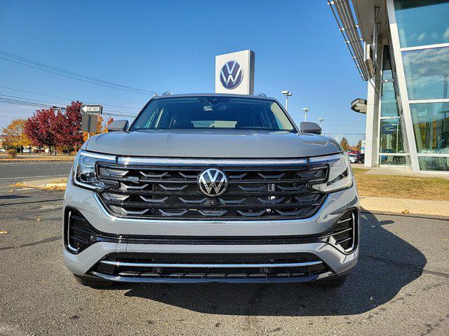 new 2025 Volkswagen Atlas car, priced at $56,921