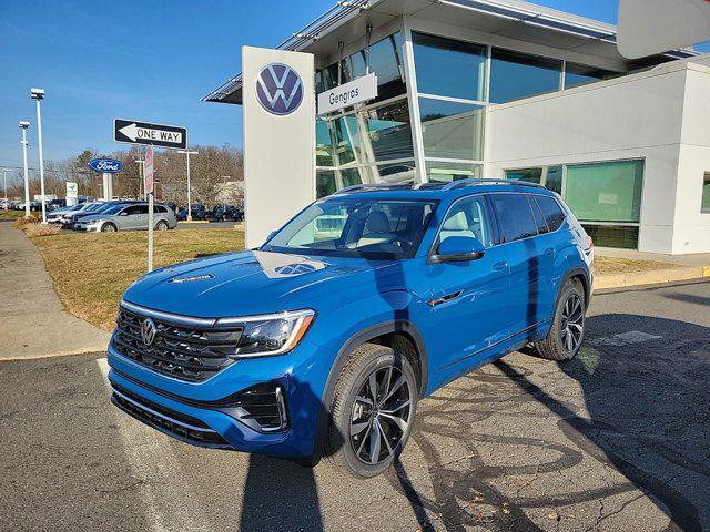 new 2025 Volkswagen Atlas car, priced at $54,656