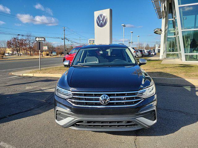 new 2024 Volkswagen Tiguan car, priced at $32,613