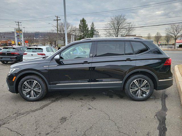 new 2024 Volkswagen Tiguan car, priced at $33,747