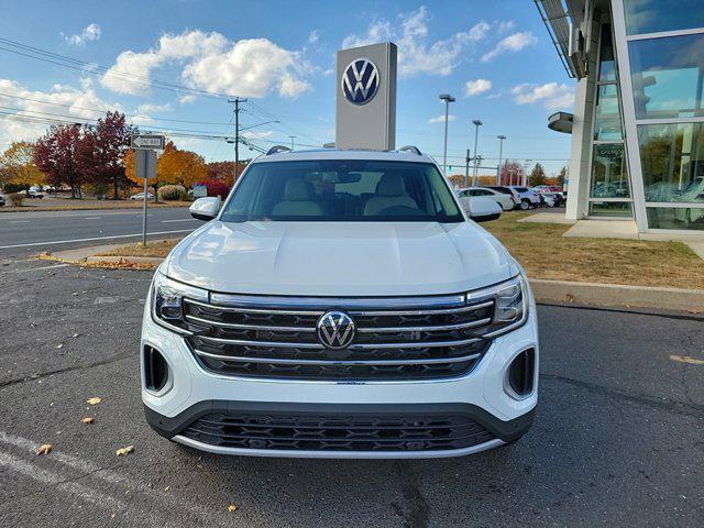 new 2025 Volkswagen Atlas car, priced at $49,677