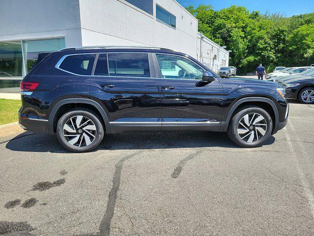 new 2024 Volkswagen Atlas car, priced at $49,521