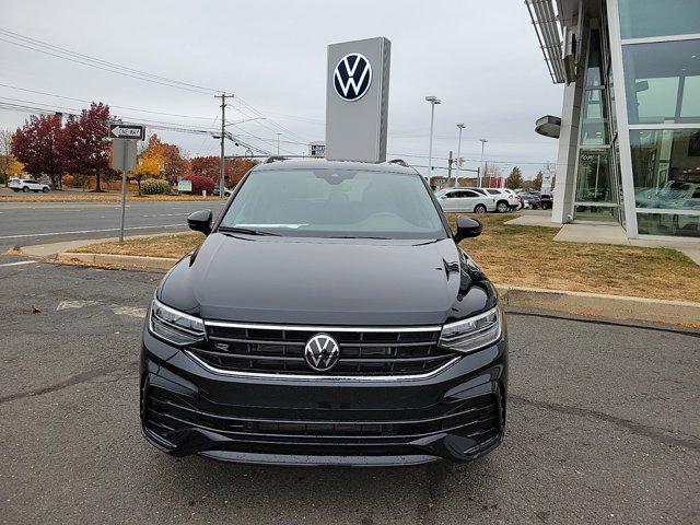 new 2024 Volkswagen Tiguan car, priced at $37,237