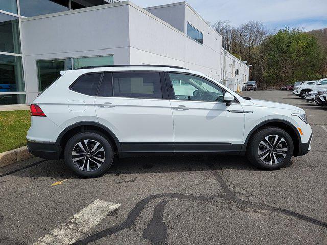 new 2024 Volkswagen Tiguan car, priced at $30,817