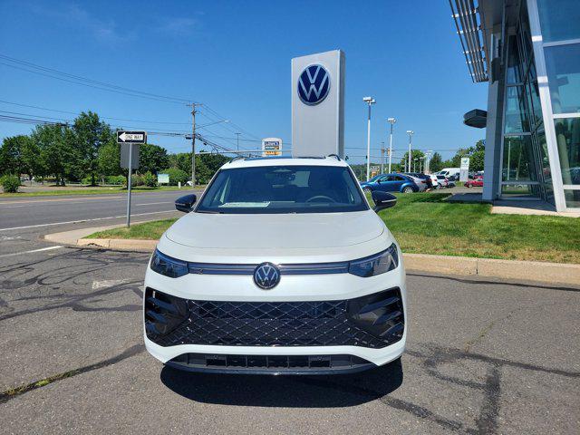 new 2025 Volkswagen Tiguan car, priced at $38,426