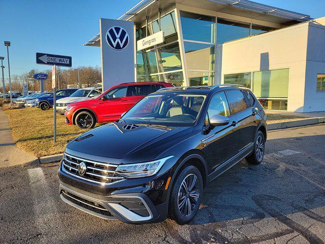 new 2024 Volkswagen Tiguan car, priced at $32,613