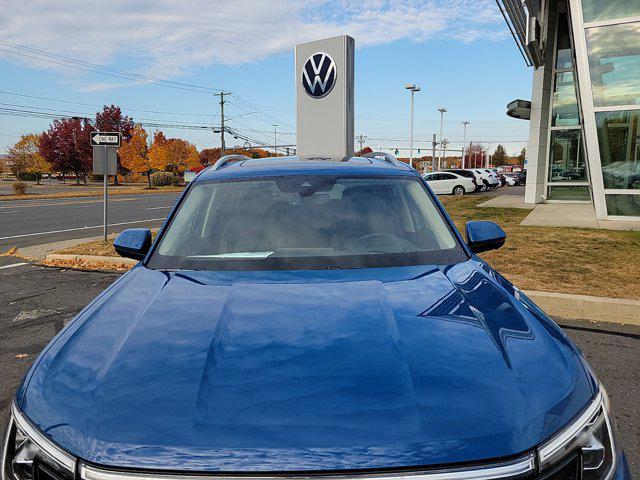 new 2025 Volkswagen Atlas car, priced at $56,466