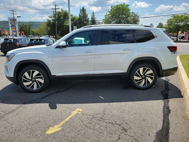 new 2024 Volkswagen Atlas car, priced at $50,092