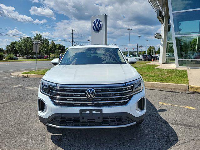 new 2024 Volkswagen Atlas car, priced at $50,092