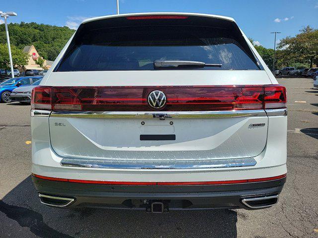 new 2024 Volkswagen Atlas car, priced at $50,092