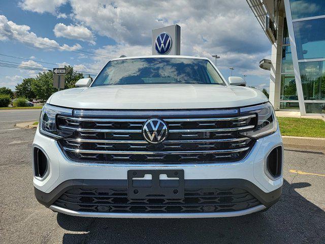 new 2024 Volkswagen Atlas car, priced at $50,092