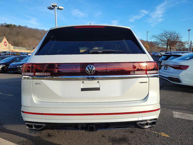 new 2025 Volkswagen Atlas car, priced at $55,696