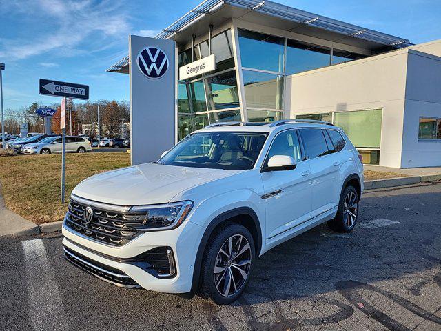 new 2025 Volkswagen Atlas car, priced at $55,696