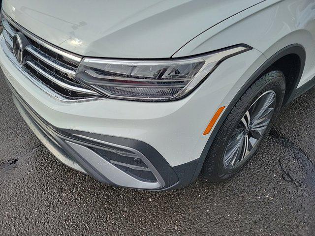 new 2024 Volkswagen Tiguan car, priced at $32,527