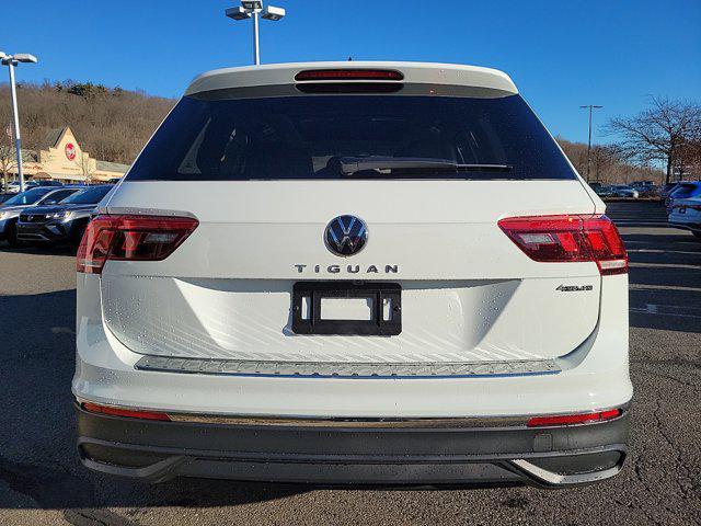 new 2024 Volkswagen Tiguan car, priced at $33,747