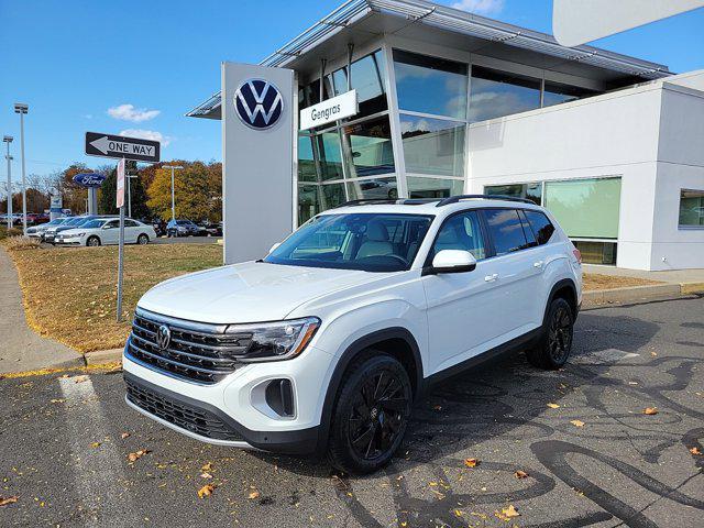 new 2025 Volkswagen Atlas car, priced at $49,677