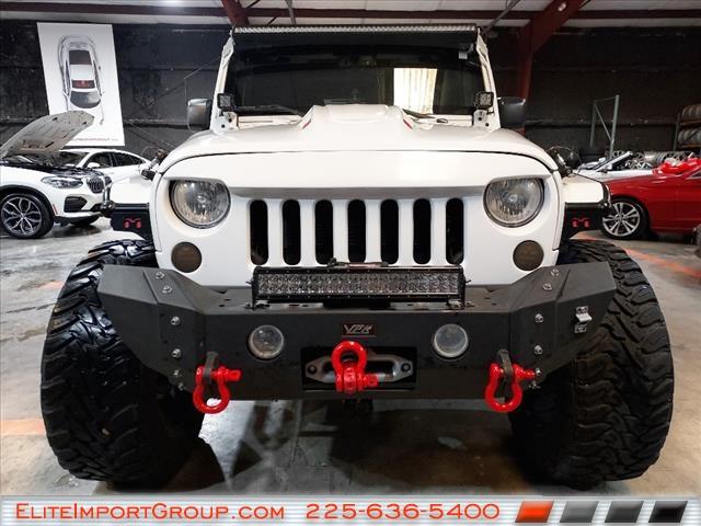 used 2015 Jeep Wrangler Unlimited car, priced at $27,884