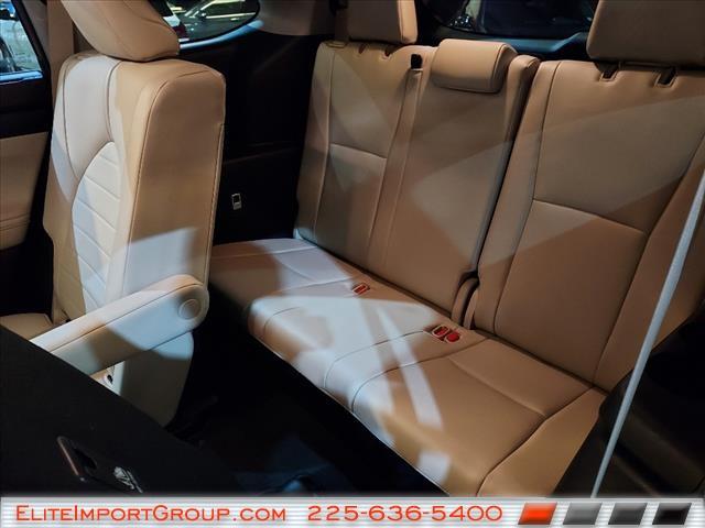 used 2021 Toyota Highlander car, priced at $36,772