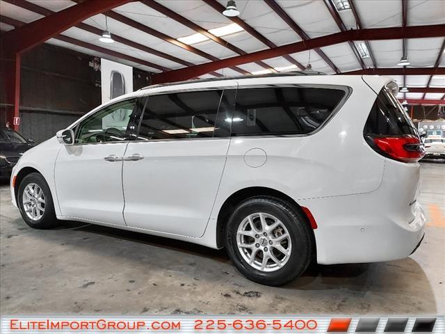 used 2021 Chrysler Pacifica car, priced at $21,944