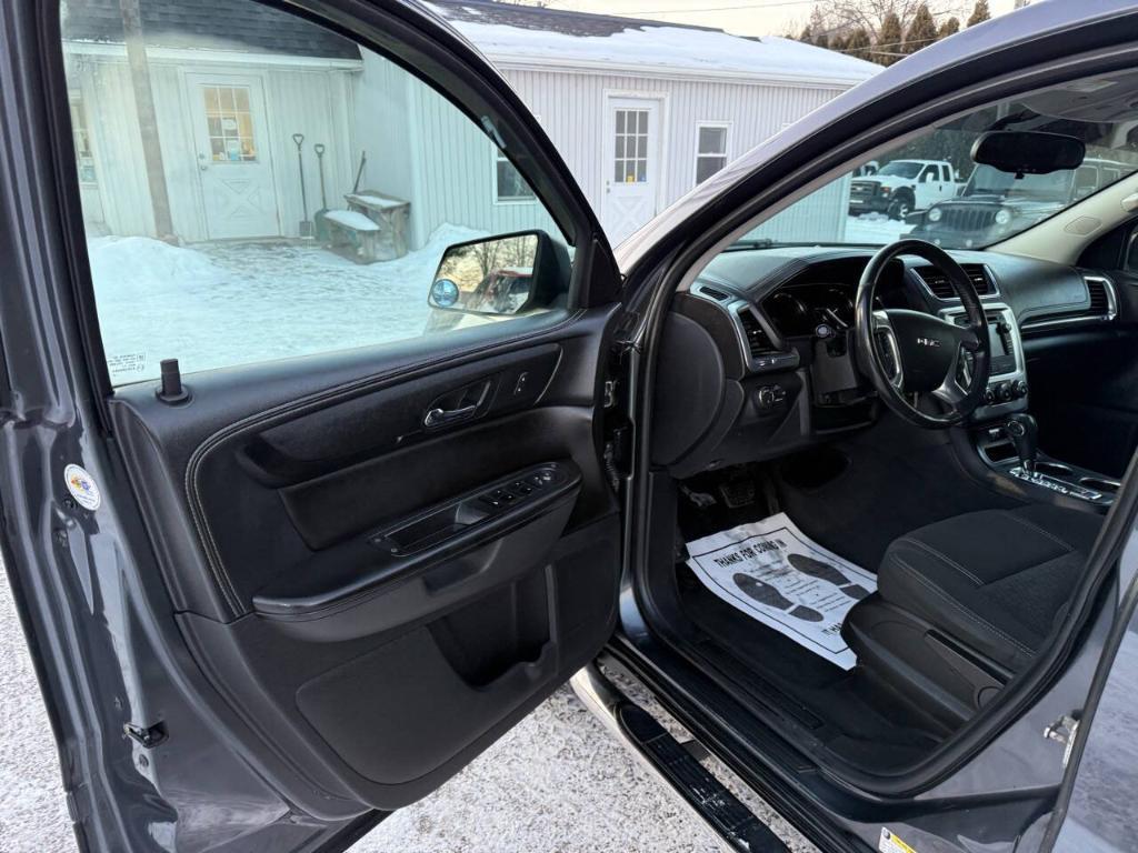 used 2014 GMC Acadia car, priced at $7,995