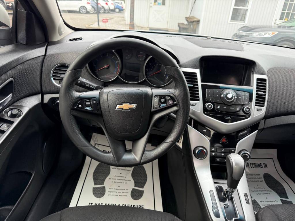 used 2016 Chevrolet Cruze Limited car, priced at $5,995