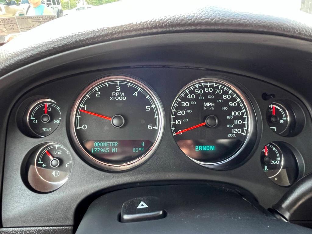 used 2012 GMC Yukon XL car, priced at $8,995