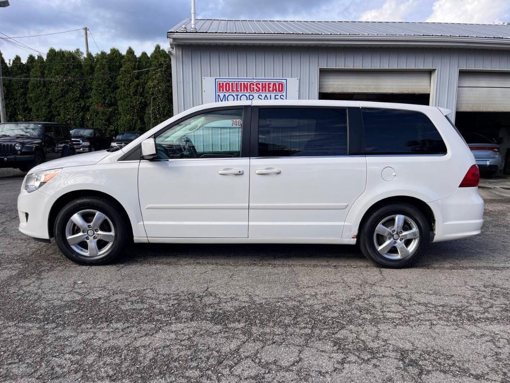 used 2010 Volkswagen Routan car, priced at $4,995
