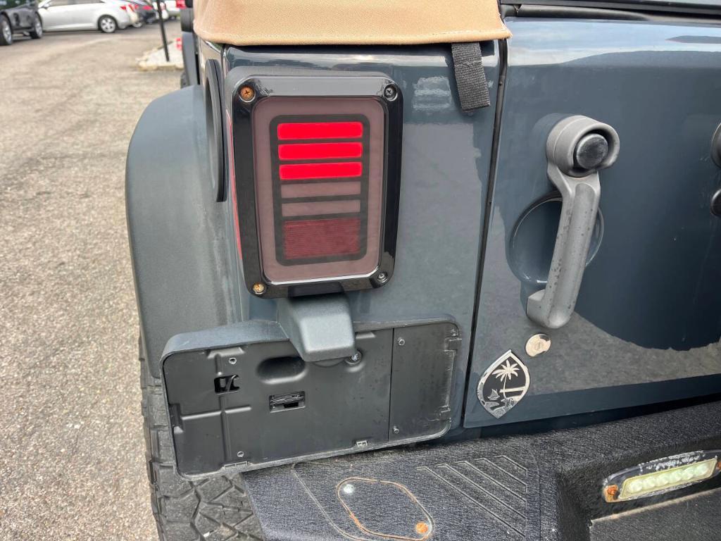 used 2017 Jeep Wrangler Unlimited car, priced at $18,995