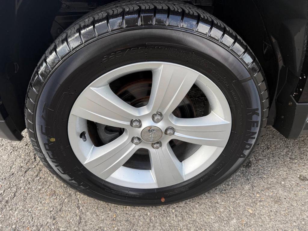 used 2014 Jeep Compass car, priced at $7,995