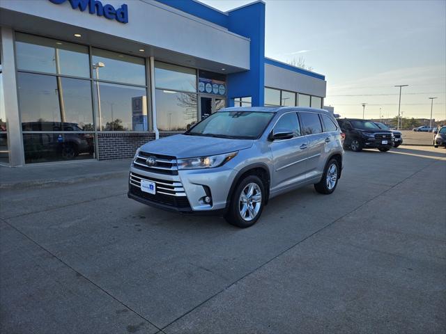 used 2019 Toyota Highlander car, priced at $28,731