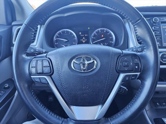 used 2019 Toyota Highlander car, priced at $28,731