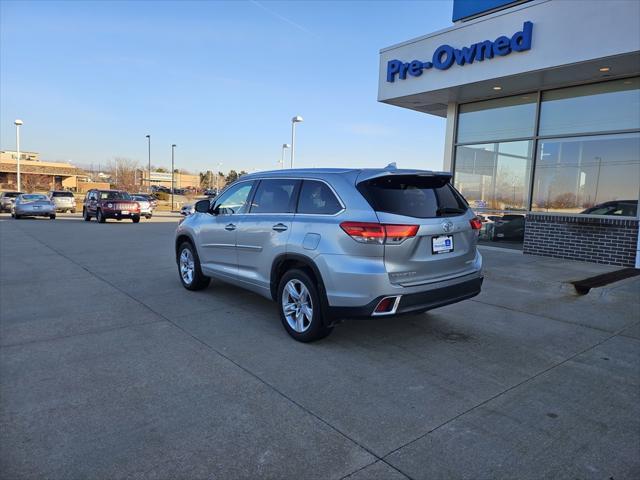 used 2019 Toyota Highlander car, priced at $28,731