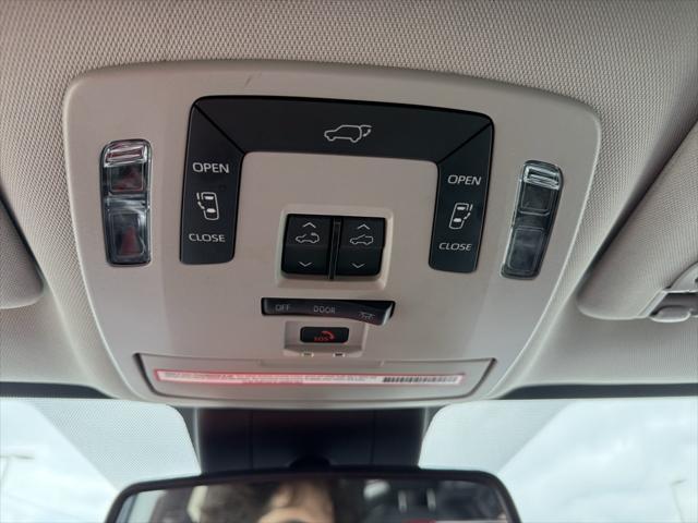 used 2022 Toyota Sienna car, priced at $38,971