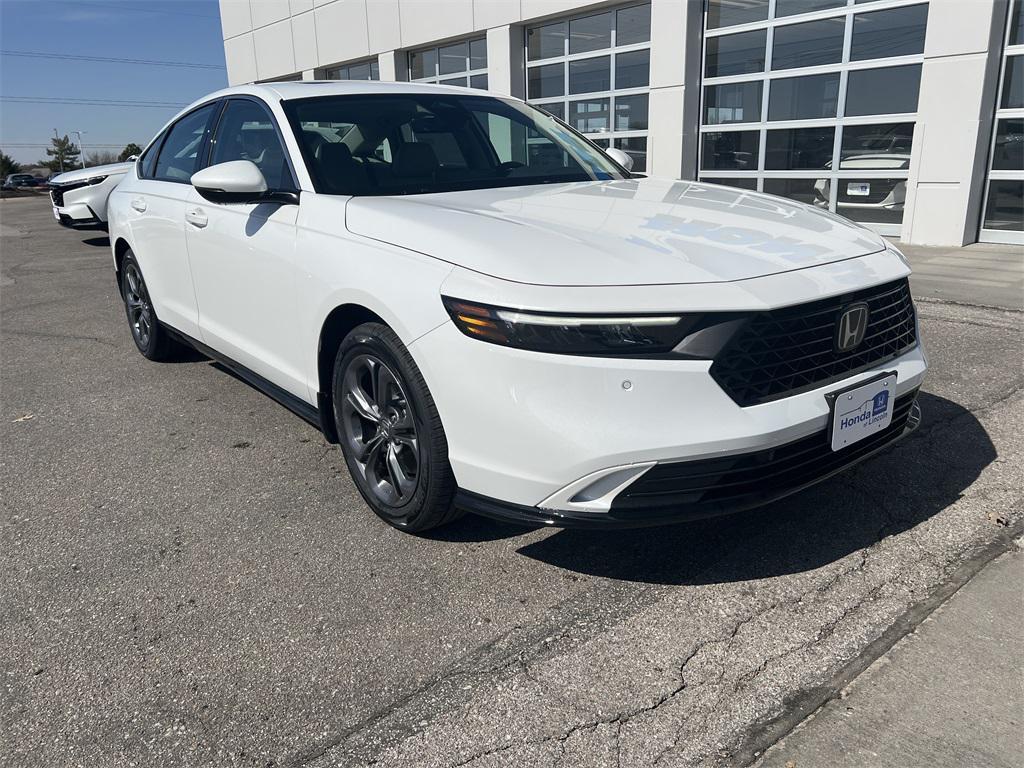 new 2025 Honda Accord Hybrid car, priced at $36,545