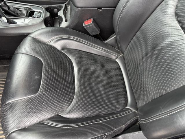 used 2019 Jeep Cherokee car, priced at $17,371